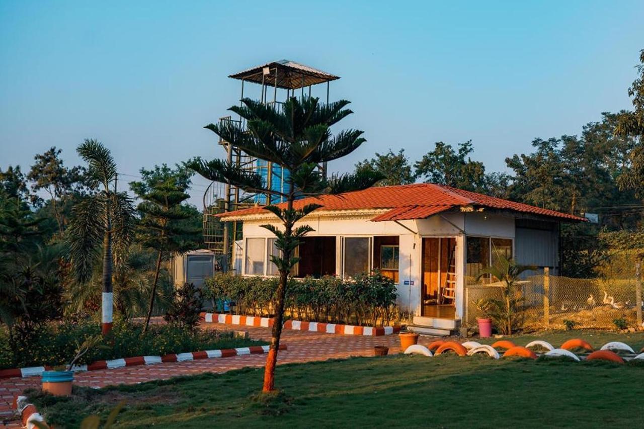 Sunshine Resort Poona Buitenkant foto