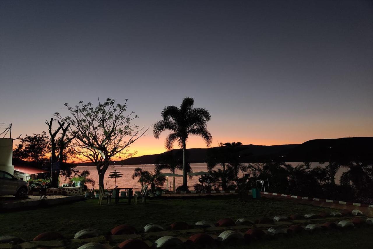 Sunshine Resort Poona Buitenkant foto