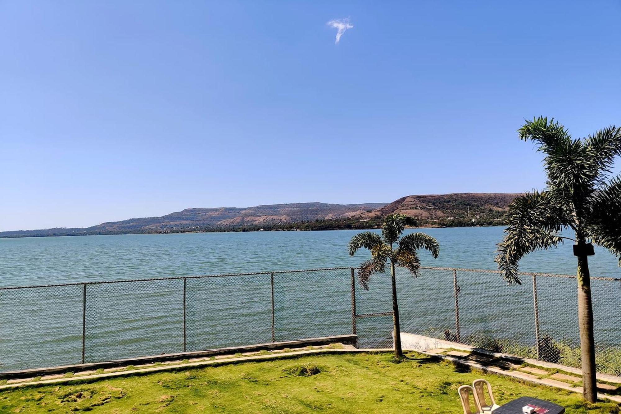 Sunshine Resort Poona Buitenkant foto