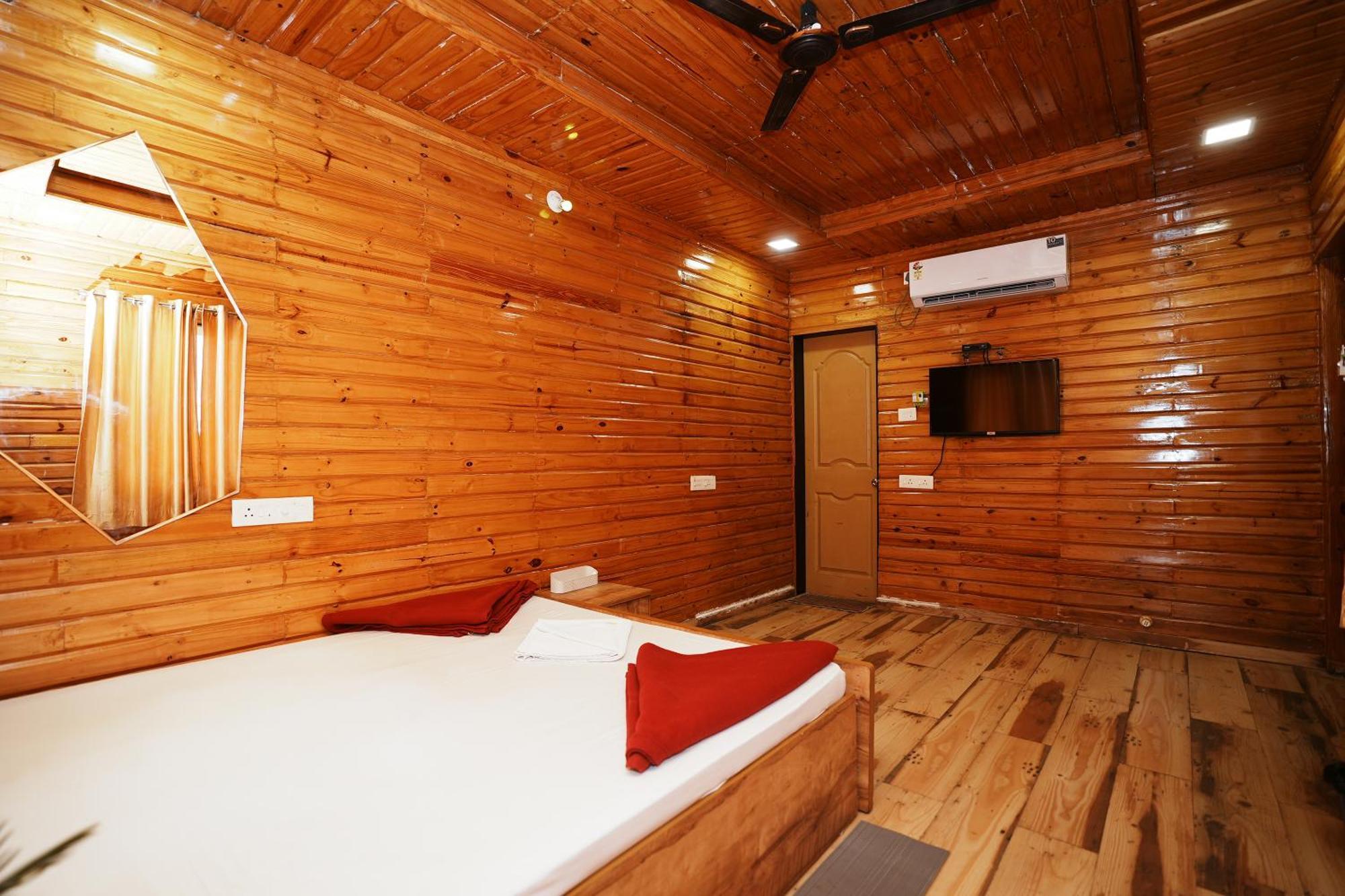 Sunshine Resort Poona Buitenkant foto