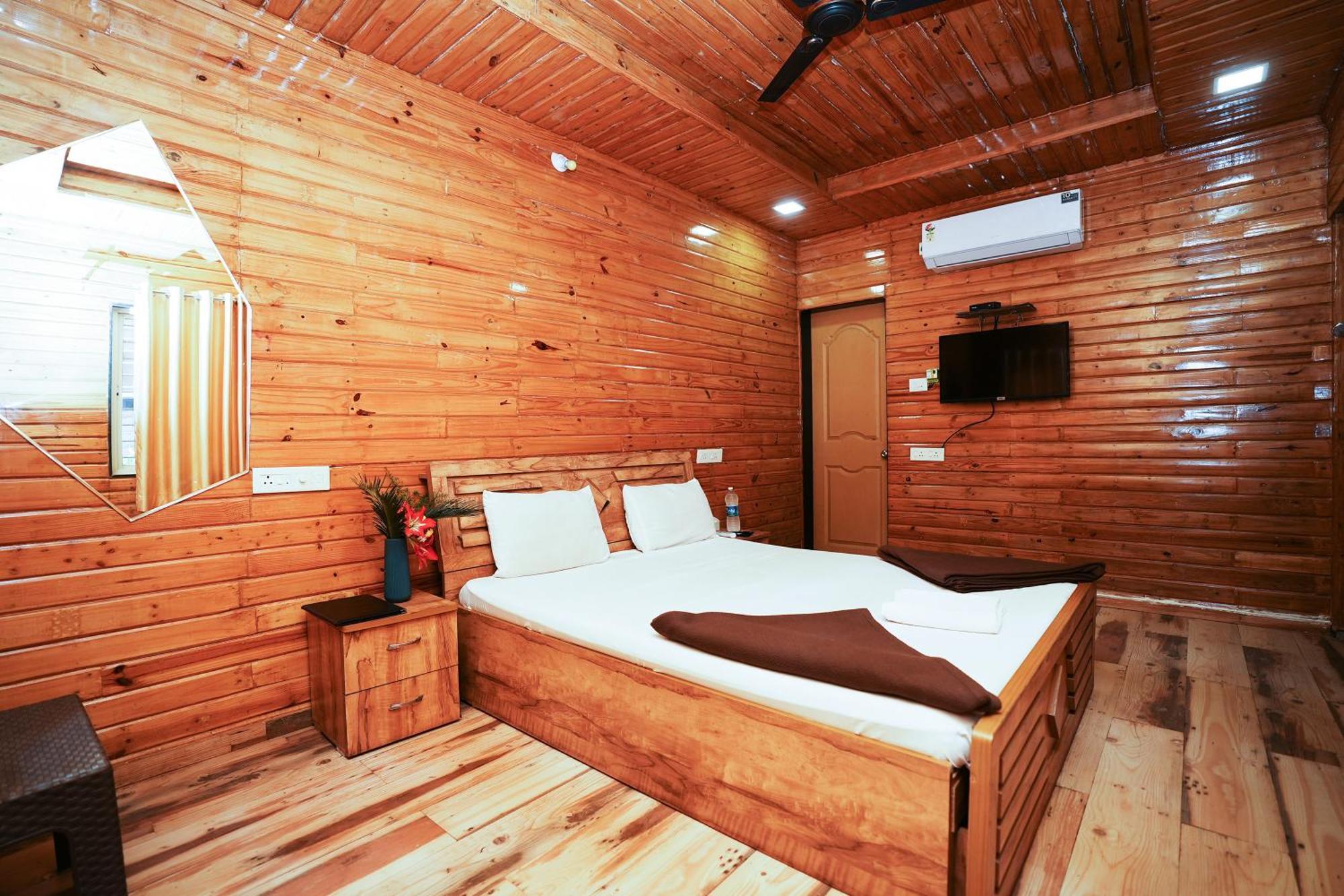 Sunshine Resort Poona Buitenkant foto