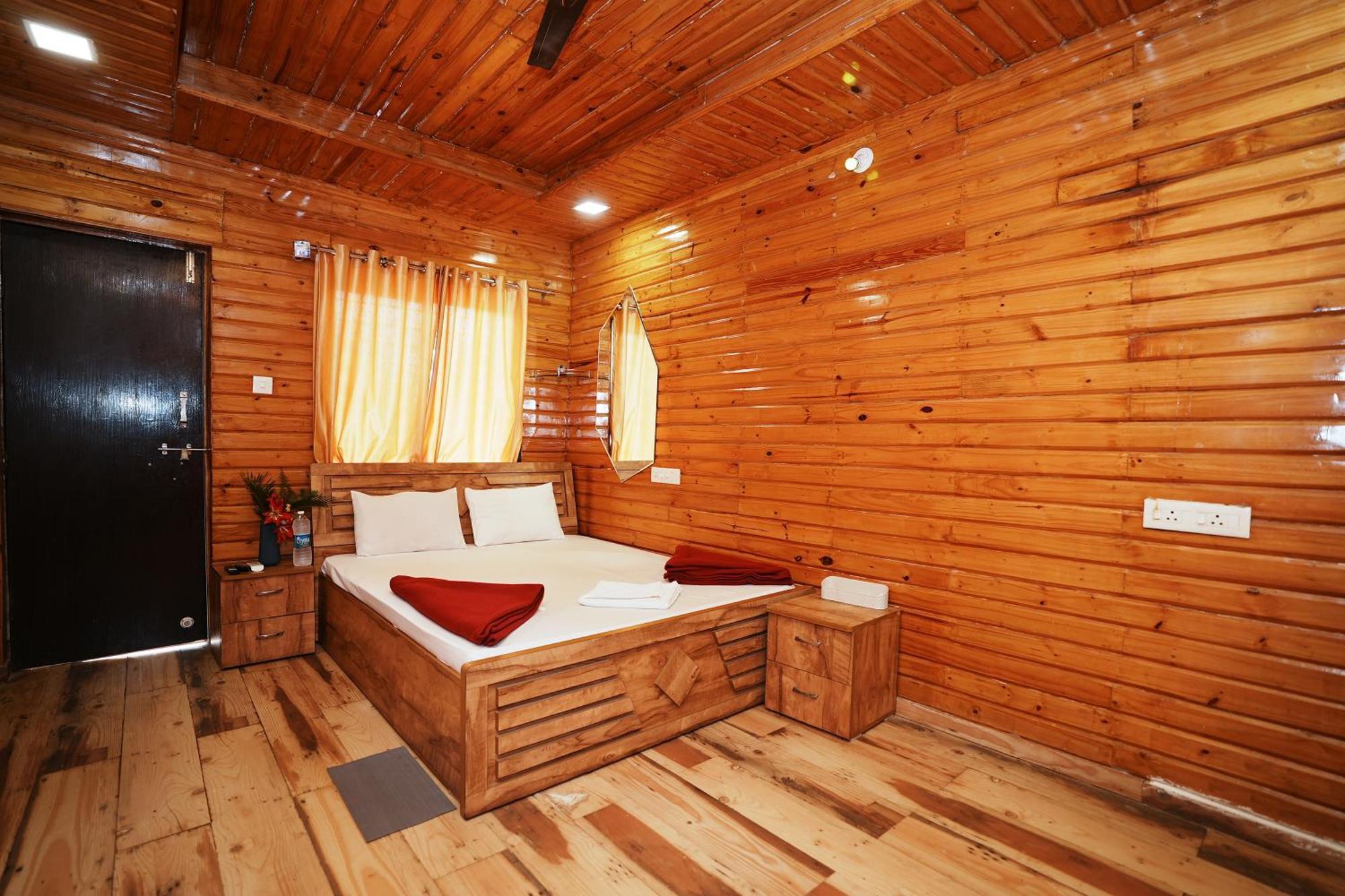 Sunshine Resort Poona Buitenkant foto